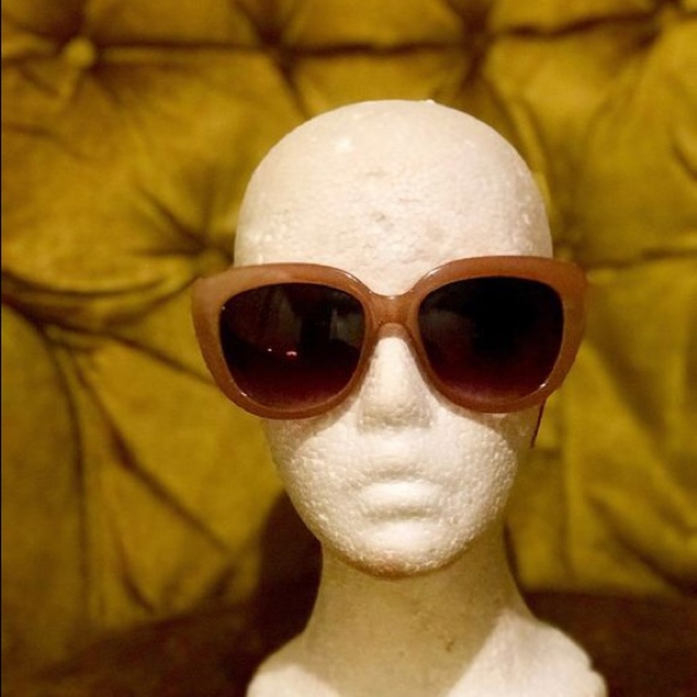 Taupe shades